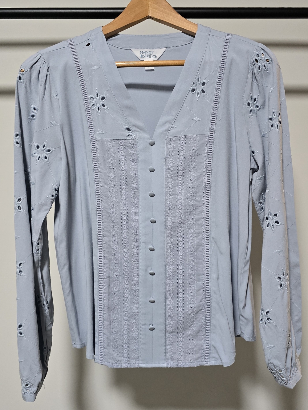 Market & Spruce Light Blue Eyelet Lace-Panel Button Blouse